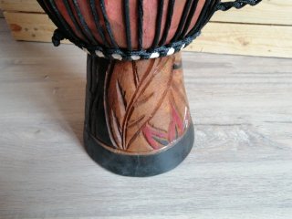 Djembe africano artesanal
