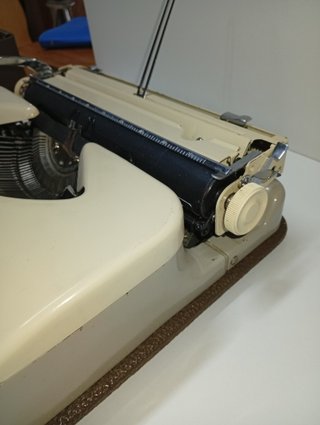 Máquina de escribir Princess 100
