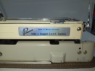 Máquina de escribir Princess 100