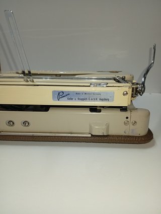 Máquina de escribir Princess 100