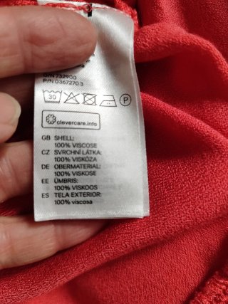 Blusa H&M con volantes