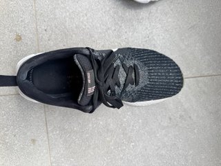 Nike Infinity Run 3 Negro/Rosa
