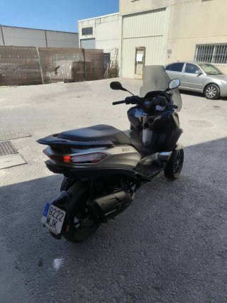 Piaggio MP3 400 - Moto 3 Ruedas