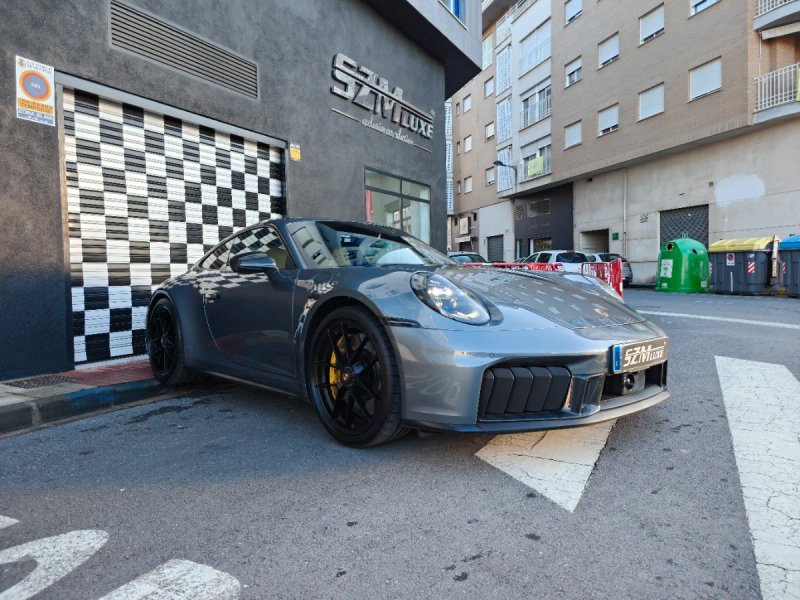 Porsche 911 2025 - foto 1