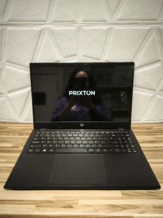 Portátil Prixton Netbook Pro 15,6" 4GB RAM 128GB.