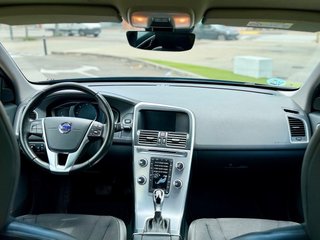 Volvo XC60 2.0 D4 190 5P Aut