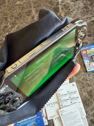 Sony PS Vita OLED 1000 perfetta
