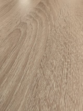 Cómoda de madera blanca y marrón