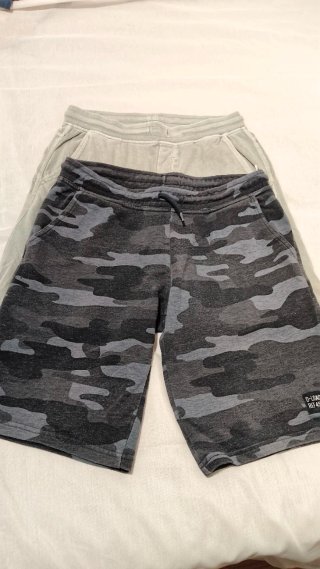 Conjunto 2 pantalones cortos y 1 camiseta