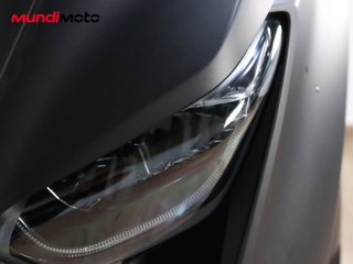 YAMAHA X-MAX 125