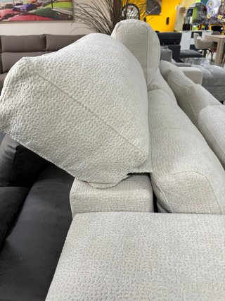 Sofá Chaiselongue con asientos deslizantes