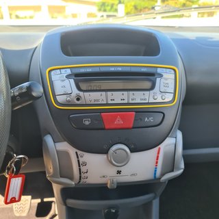 Peugeot 107 1.0i AUTOMÁTICO