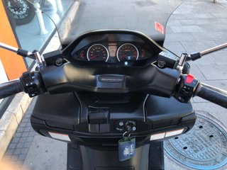 Suzuki Burgman 400
