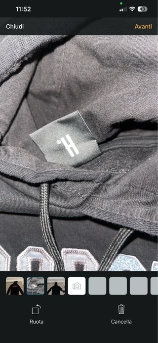 Felpa Hoodrich nera con stampe