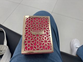 Perfume Rayhaan Kiss