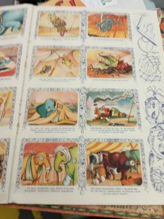 Álbum de cromos Dumbo el elefantito volador