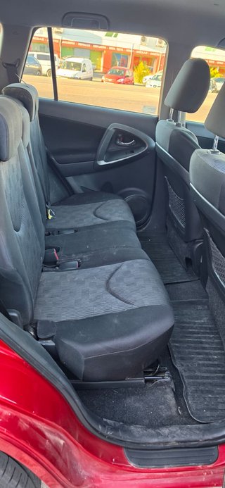 Toyota RAV4 2012