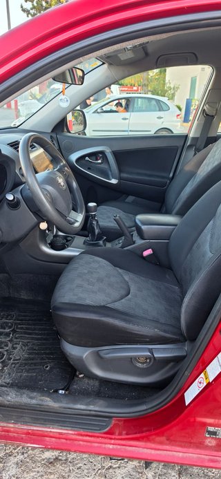 Toyota RAV4 2012