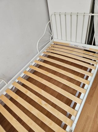 Cama infantil extensible blanca ikea