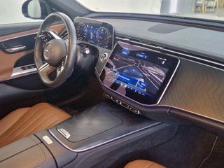 Mercedes-Benz E220D AMG - 2024