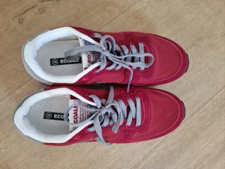 Sneakers Ecoalf rosse e grigie
