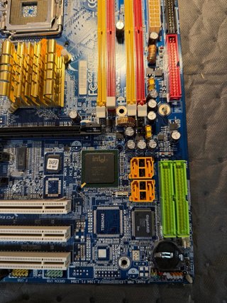 Placa Base Gigabyte GA-8I945P-G-RH LGA775