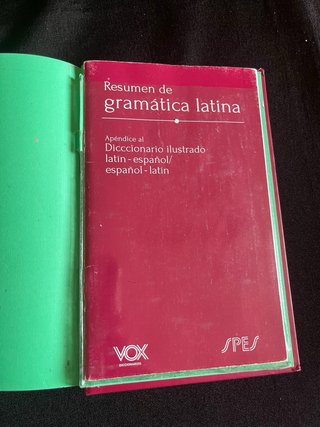 Diccionario ilustrado latín-español/ español-latín