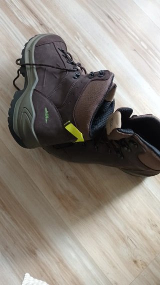Botas de montaña impermeables S-TEX   ( NO 46 )