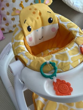 Silla de suelo para bebé Jirafa Fisher-Price
