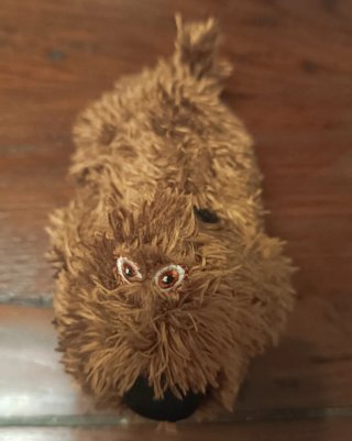 Peluche cane marrone morbido