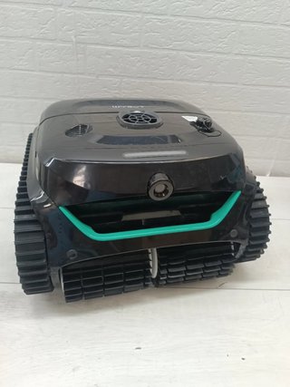 Robot Limpiafondos WYBOT C2V AI
