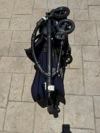 Carrito de bebé azul Bugaboo