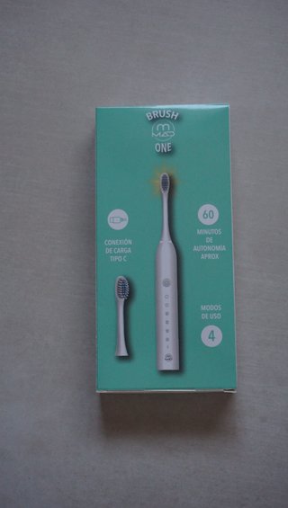 Secador pelo plegable y cepillo dientes nuevo leer