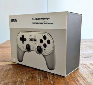 Mando 8BitDo Pro 2 Bluetooth Gamepad