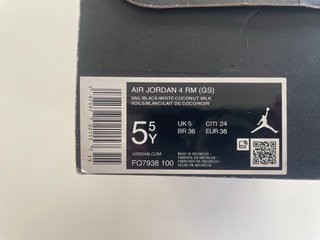 Air Jordan 4 RM (GS) Negro/Blanco