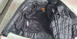 Chaqueta de piel moto