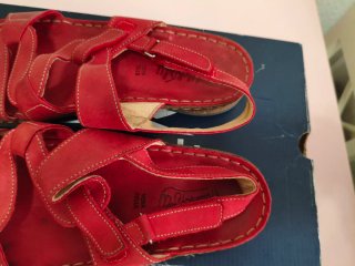 Sandalias de piel rojas talla 38