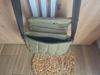 Bolso Misako verde oliva acolchado