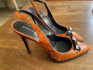 Zapatos REBECA SANVER Naranja y Negro Talla 37