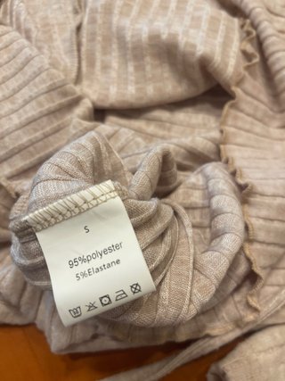 Vestido midi punto beige/rosa