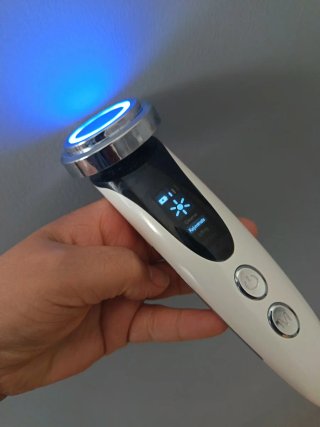 Masajeador facial eléctrico