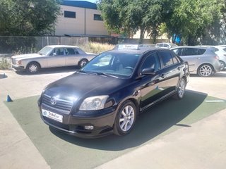 Toyota Avensis 2003