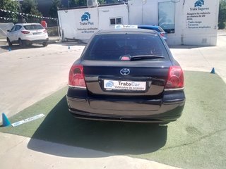 Toyota Avensis 2003