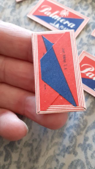 Caja 10 cuchillas antiguas de la marca Palmera ver