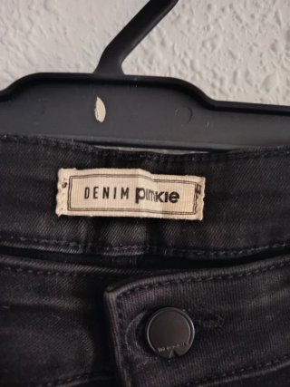 Pantalón vaquero negro Pinkie
