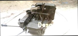 CERRADURA DELANTERA IZQUIERDA MERCEDES CLC