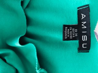Vestido corto verde verano escote pico