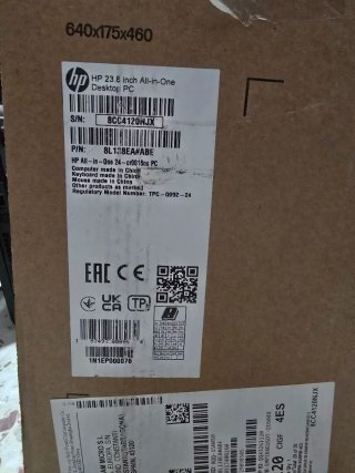 HP All-in-One Ryzen 5 7520U 16GB 512GB