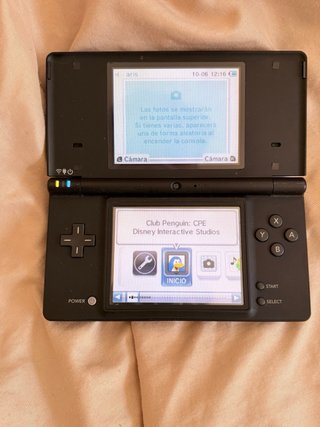 Nintendo DSi Negra + Juegos