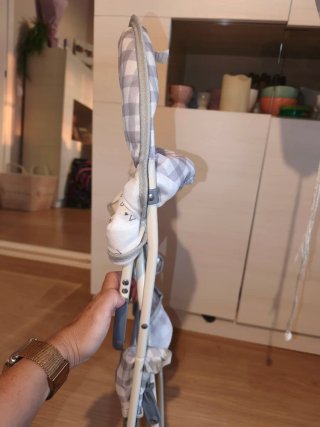 Trona de juguete con estampado de pingüino